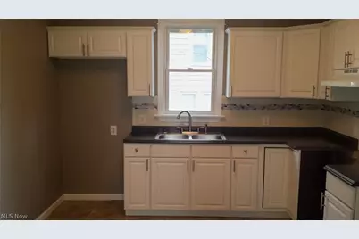 800 22 Street NW, Canton, OH 44709 - Photo 8