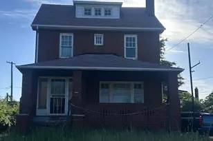 496 E 185th St, Loveland, OH 44119 - Photo 1