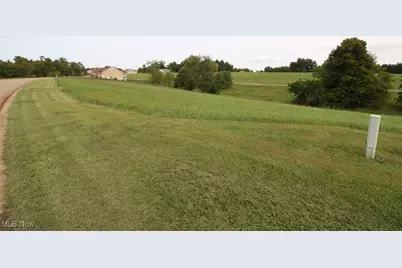 5060 Wilshire Drive, Zanesville, OH 43701 - Photo 1