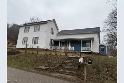 2131 Goshen Valley Road SE, New Philadelphia, OH 44663 - Photo 1