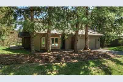 325 Inwood Trail, Aurora, OH 44202 - Photo 1