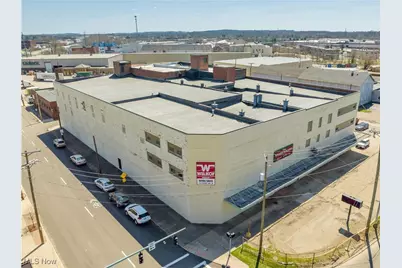 314 Cherry Avenue SE, Canton, OH 44702 - Photo 1