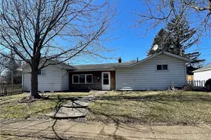 985 Winston St, Akron, OH 44314 - Photo 1