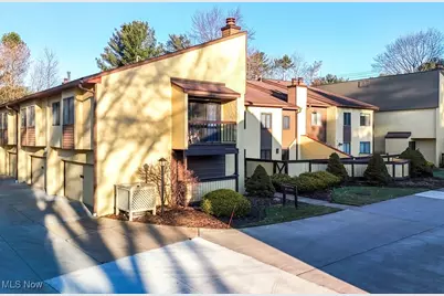 1078 Hampton Ridge Drive, Akron, OH 44313 - Photo 1