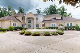 460 Berwick Cir, Aurora, OH 44202 - Photo 1