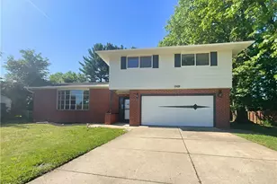 13689 Pineview Ct, Loveland, OH 44130 - Photo 1