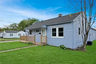 403 10th St NE, North Canton, OH 44720 - Photo 1