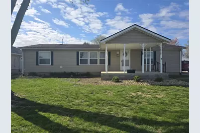 930 Leonard Avenue, Zanesville, OH 43701 - Photo 1