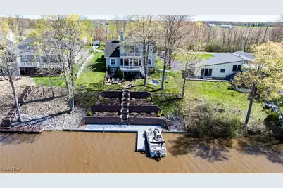 1432 Lake Vue Drive, Roaming Shores, OH 44085 - Photo 1