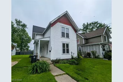 1636 W 8th Street, Ashtabula, OH 44004 - Photo 1