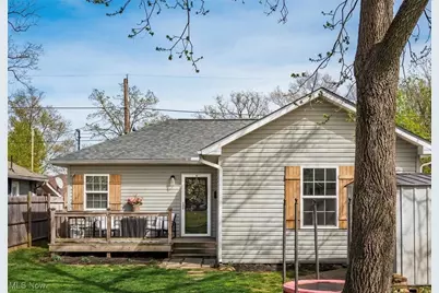 1962 Norwood Boulevard, Zanesville, OH 43701 - Photo 1
