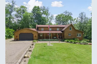 4010 Manchester Avenue NW, North Lawrence, OH 44666 - Photo 1