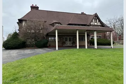 1360 5th Avenue, Youngstown, OH 44504 - Photo 1