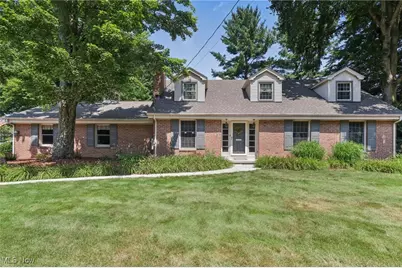 422 Glenwoods Court, Boardman, OH 44512 - Photo 1