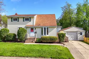 2435 Scotland Dr, Akron, OH 44305 - Photo 1