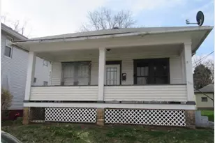 521 Gray St, Zanesville, OH 43701 - Photo 1