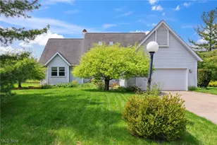 5420 Crystal Cove Cir, Stow, OH 44224 - Photo 1