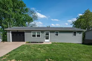 380 Belavista Dr, Marietta, OH 45750 - Photo 1