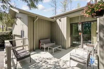 613-3 Fairington Oval, Aurora, OH 44202 - Photo 1