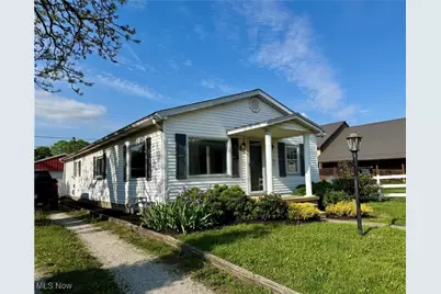 1226 E Main Street, Coshocton, OH 43812 - Photo 1