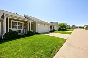 854 Bristol Dr, Akron, OH 44312 - Photo 1