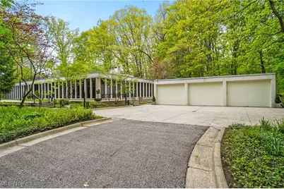 3210 N Dover Road, Silver Lake, OH 44224 - Photo 1