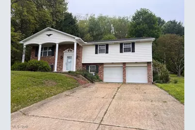 208 Ridgewood Boulevard, Minerva, OH 44657 - Photo 1