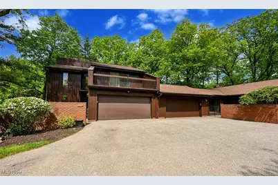 947 Trimble Place, Sagamore Hills, OH 44067 - Photo 1