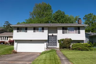 175 Alexander Drive, Elyria, OH 44035 - Photo 1