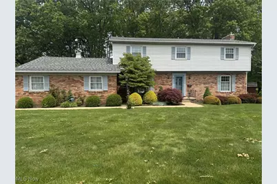 783 E Ford Avenue, Barberton, OH 44203 - Photo 1