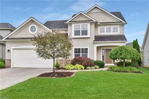 126 Turnberry Crossing, Grandview Heights, OH 44147 - Photo 1