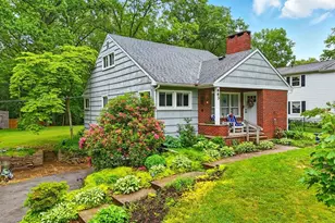 663 Jolson Ave, Akron, OH 44319 - Photo 1