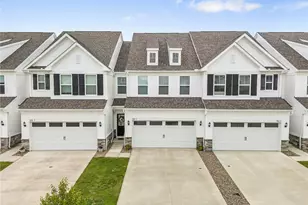 800 Dipper Ln, Aurora, OH 44202 - Photo 1