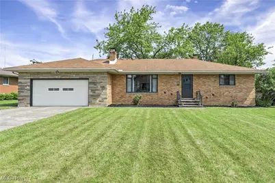 321 Justo Lane, Green Hills, OH 44131 - Photo 1