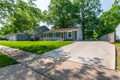 1436 Gurley Avenue, Akron, OH 44310 - Photo 1