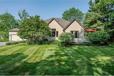 605 Magnolia Lane, Chagrin Falls, OH 44023 - Photo 1
