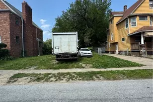 1154 E 111th St, Loveland, OH 44108 - Photo 1