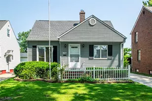 13706 Belleshire Ave, Loveland, OH 44135 - Photo 1