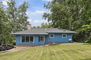 541 Glenwood St SW, North Canton, OH 44720 - Photo 1