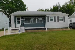 4139 W 144th St, Loveland, OH 44135 - Photo 1