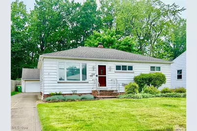 720 E 300th Street, Willowick, OH 44095 - Photo 1