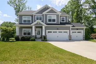 392 Amberley Dr, Uniontown, OH 44685 - Photo 1