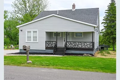 2948 Maple Avenue NE, Canton, OH 44714 - Photo 1