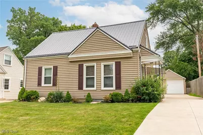 2419 25th Street, Cuyahoga Falls, OH 44223 - Photo 1