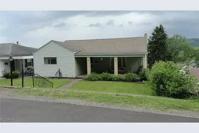 521 Georgia Avenue, Chester, WV 26034 - Photo 1