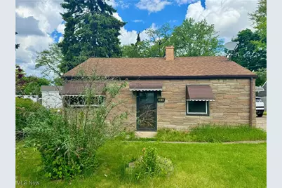 11412 Kensington Avenue, Loveland, OH 44111 - Photo 1