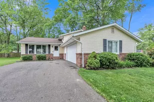 1999 Berger Ave, Stow, OH 44224 - Photo 1