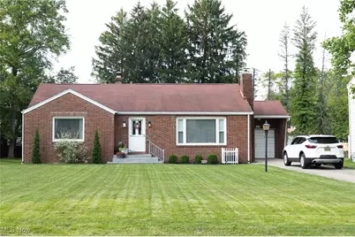 320 Brookfield Avenue, Boardman, OH 44512 - Photo 1