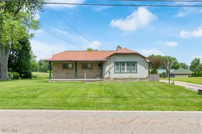 129 Woodland Street SW, Hartville, OH 44632 - Photo 1