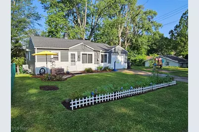 3116 Wagoner, Akron, OH 44319 - Photo 1